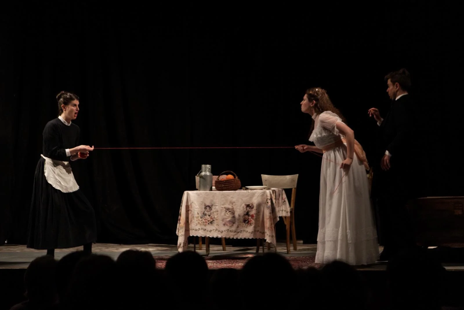 La Chatte métamorphosée en femme